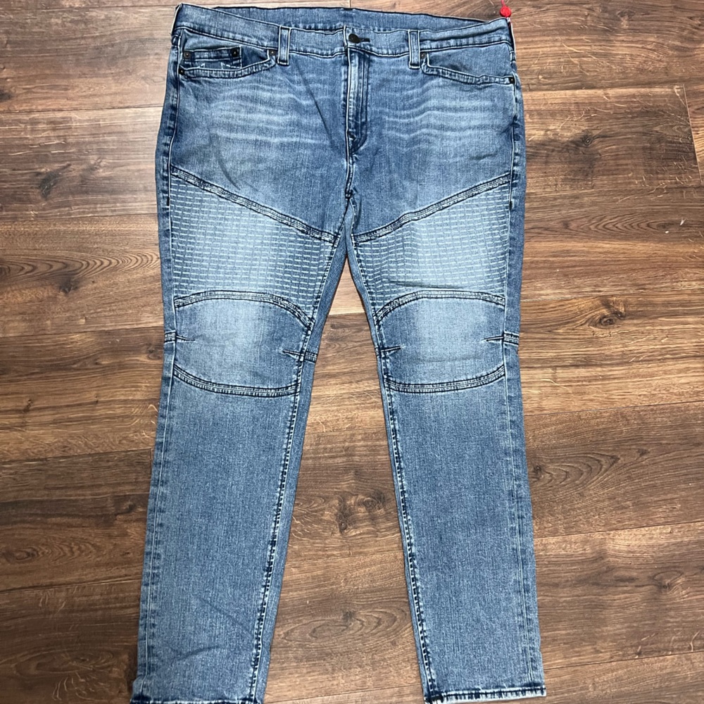 Men’s Excellent Condition True Religion Rocco Relaxed Skinny Jeans size 44